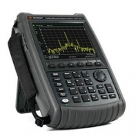 回收安捷伦N9952A FieldFox 手持式微波分析仪