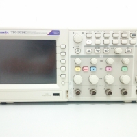 现货出售Tektronix泰克 TDS2014C 数字示波器