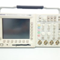 现货出售Tektronix泰克 TDS3034B 数字示波器