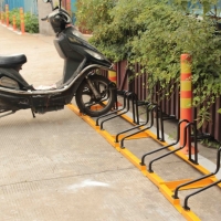 卡位式自行车停放架 卡位式自行车停放架安装便捷