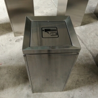 足球场果皮箱定制款 青蓝火锅店垃圾桶现货供应