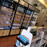 魅惑美妆口碑经营，成就连锁领袖品牌，加盟就选它