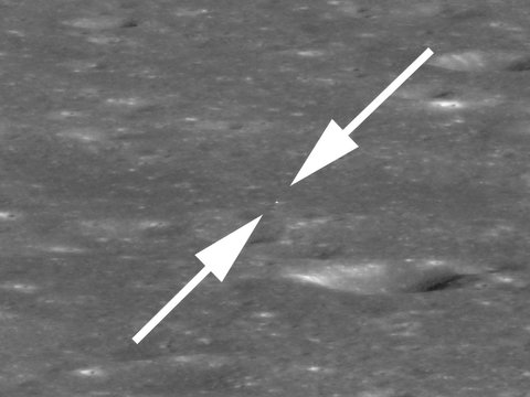 NASA在月背找到嫦娥四号 图上看只有两个像素大小