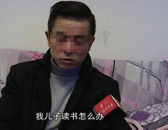 离婚五年前妻一哭男子就交上了信用卡 结局很悲伤