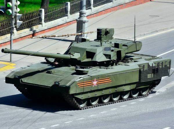 俄将接收首批“阿玛塔”坦克 入役数量远远低于预期