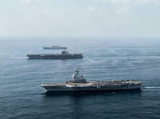 法国国防部：因“局势紧张” 法航母将不去南海