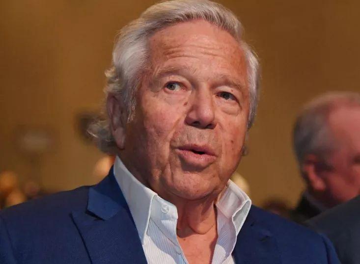 美国亿万富豪嫖娼曝出人口贩卖大案 多人来自中国