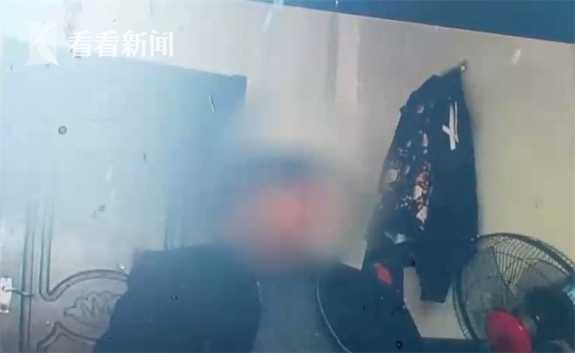 兄弟俩共用驾驶证20多年 哥哥：双胞胎就允许！