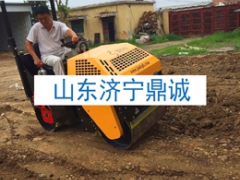 人气爆棚！一吨座驾压路机 压沥青震动碾13791771120图2