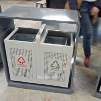 供应池州市游乐园垃圾箱 分类钢制垃圾桶果皮箱