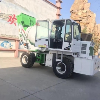 1.8立方自动上料搅拌车  混凝土搅拌车