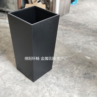 供应长沙机场大厅金属花箱 钢制花箱量大从优