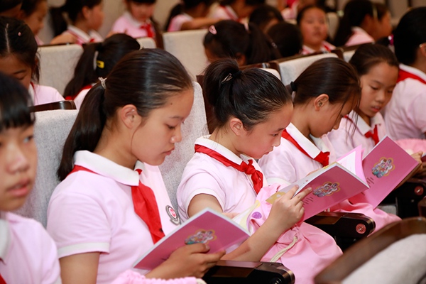 “春蕾计划”青春期教育项目在京启动