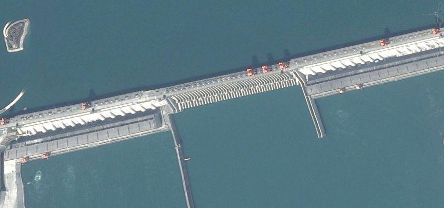 三峡大坝被传已变形将溃堤 中国航天发卫星图澄清
