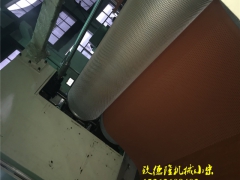 塑胶跑道卷材设备_塑胶跑道卷材生产线图3