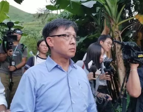 香港祖坟被捣毁立法议员:我更想做完整的中国人