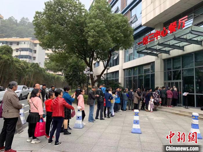 多地政府设施向民众开放专家:体现治理现代化趋势