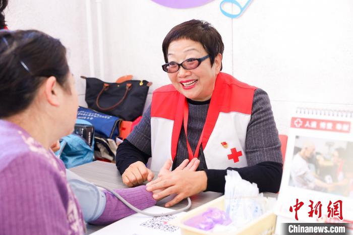 “志愿有我 与时代同行”——2019年国际志愿者日主题活动在京启动。北京市民政局供图