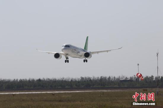 中国国产大飞机C919大型客机第二架机。<a target='_blank' href='http://www.chinanews.com/'>中新社发 江西省工信委供图 点击进入下一页