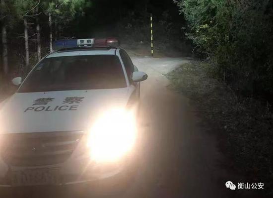 (深夜,奔波在周边乡镇设卡盘查)