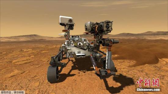 当地时间3月5日，美国国家航天航空局（NASA）宣布新一代火星探测器正式命名为“毅力”号。图为发布现场展示的“毅力”号火星车图片。