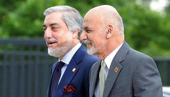  加尼（右）和阿卜杜拉。图片来源：阿富汗Khaama通讯社