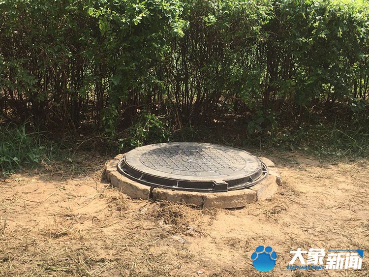 女童坠落窨井溺亡 井盖为塑料材质疑存在质量问题