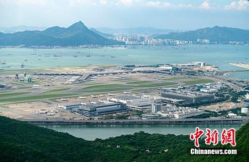 资料图：香港国际机场。中新社记者 张炜 摄