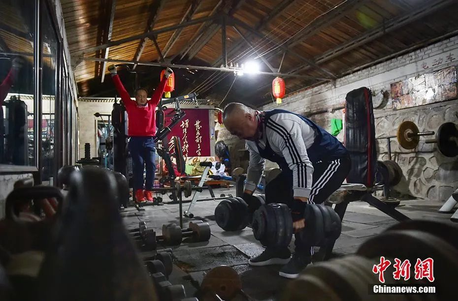 点击进入下一页