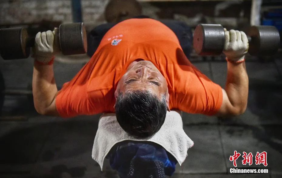 点击进入下一页