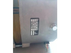 600-821-9631/600-821-9962/4096532小松泽腾发电机图2